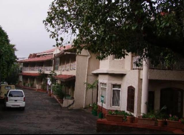 คลับ มหินทรา มหาบาเลชวา เชอร์วู้ด Hotel มหาบาเลชวาร์ ภายนอก รูปภาพ